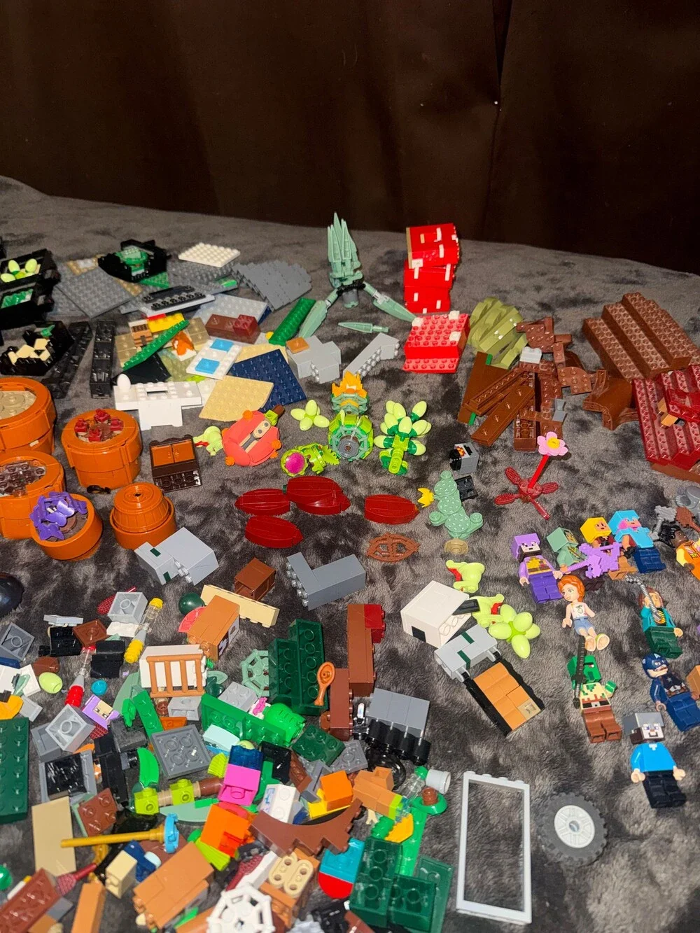LEGO Loose Pieces and Minifigures Mixed Set 3 pounds